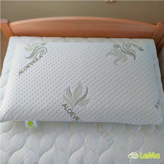 Ortopedick&yacute; vank&uacute;&scaron; Visco Aloe Vera poskytuje oporu krku, uvoľňuje nap&auml;tie a zlep&scaron;uje sp&aacute;nok.