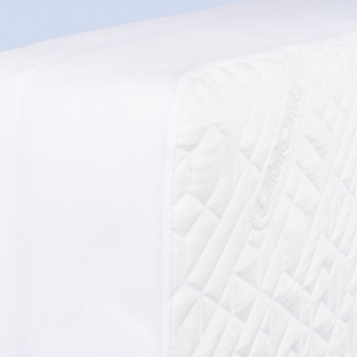 Detailny z&aacute;ber na poťah - Chr&aacute;nič na matrac Collagen s pr&iacute;rodn&yacute;m kolag&eacute;nom &ndash; hydratuje a vyživuje pokožku počas sp&aacute;nku