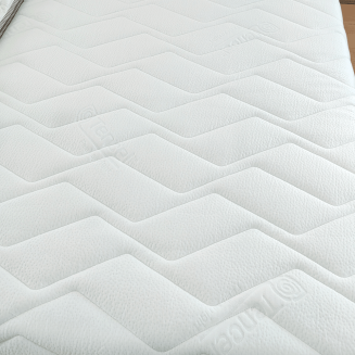 Slovensk&yacute; ta&scaron;tičkov&yacute; matrac Lema Spring 22 cm s Tencel poťahom. Pohodln&yacute; sp&aacute;nok bez prehrievania