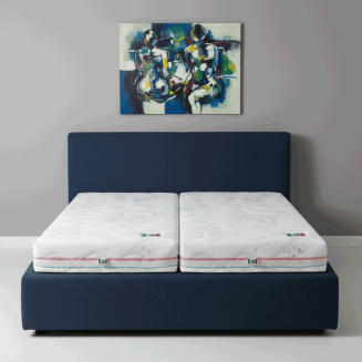 Obojstrann&yacute; matrac Venus s r&ocirc;znou tvrdosťou str&aacute;n, vytvrdenou bedrovou z&oacute;nou a antibakteri&aacute;lnym poťahom.