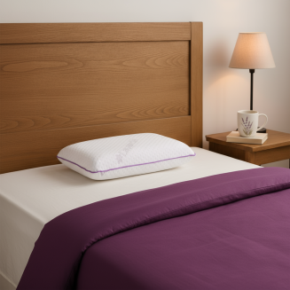 Vank&uacute;&scaron; Lema Levanduľa Hard poskytuj&uacute;ci stabiln&uacute; oporu hlavy a krku počas sp&aacute;nku