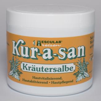 Bylinn&aacute; masť Kur-a-san 500ml. Ide&aacute;lna pre regener&aacute;ciu po fyzickej n&aacute;mahe aj na každodenn&uacute; starostlivosť o nam&aacute;han&eacute; partie tela.